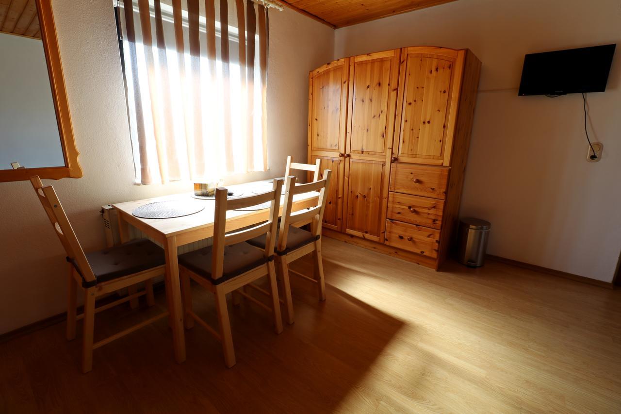 Casa 193 Motorcycle Friends Bed & Breakfast Sibiu Exterior photo